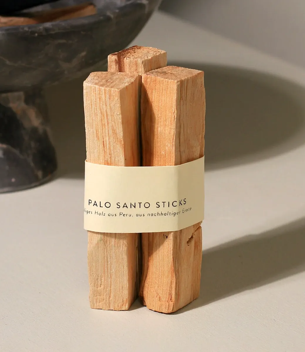 Palo Santo Incense Sticks - Detail View